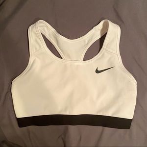 nike sports bra